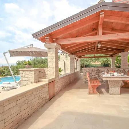 Apartment Casa Ivana *